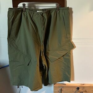 Arket Olive Lightweight Cargo Shorts- NWOT